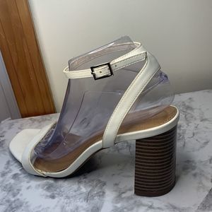 90's Y2K Chunky Heel, Square Toe Ankle Strap Heel in size 8.5 ASOS